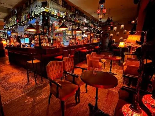 Colonial Cocktail Bar
